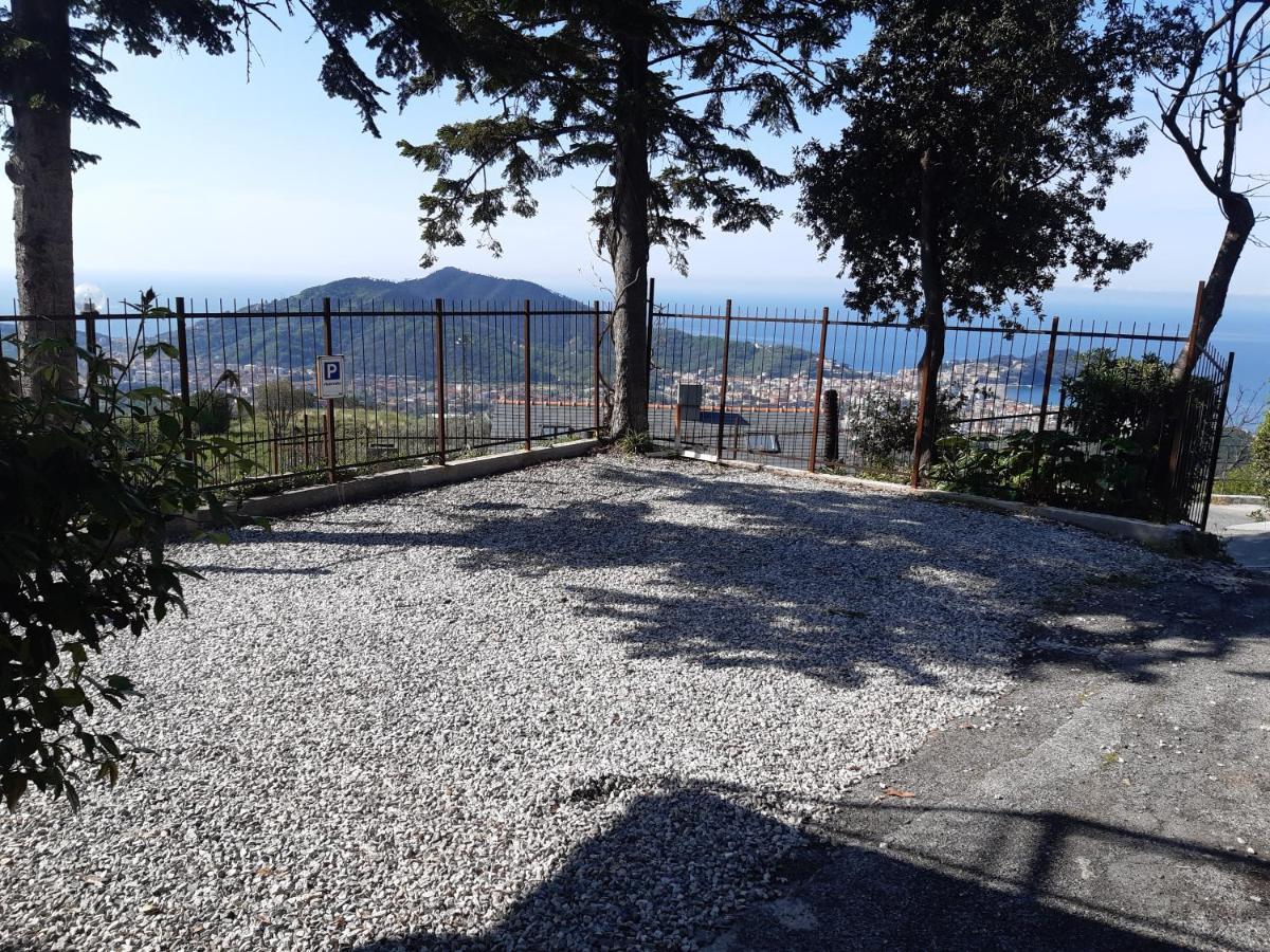 Una Terrazza Sul Golfo 세스트리레반떼 외부 사진
